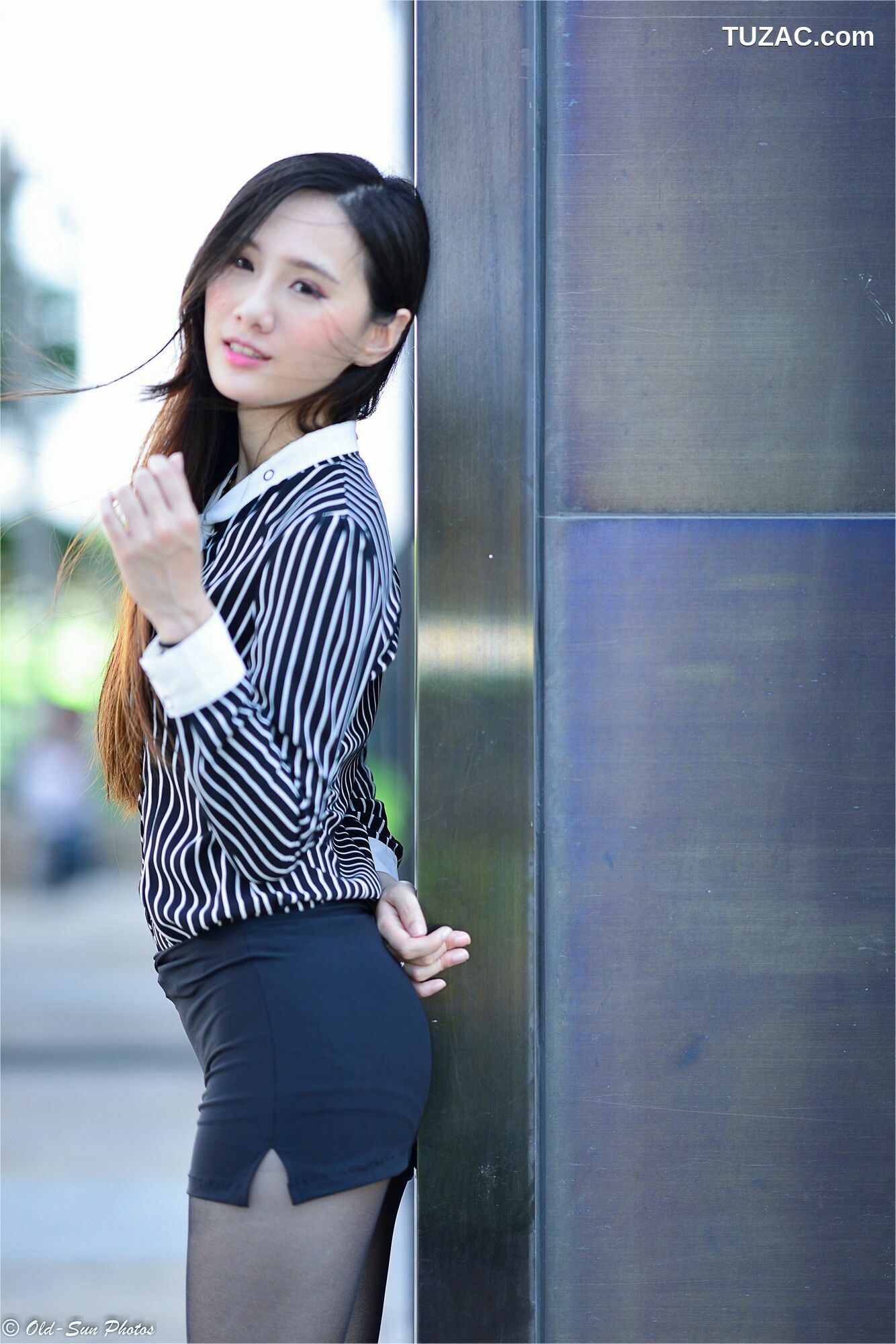 台湾正妹_ 张小米 - 黑丝OL女郎外拍 写真集[88P]