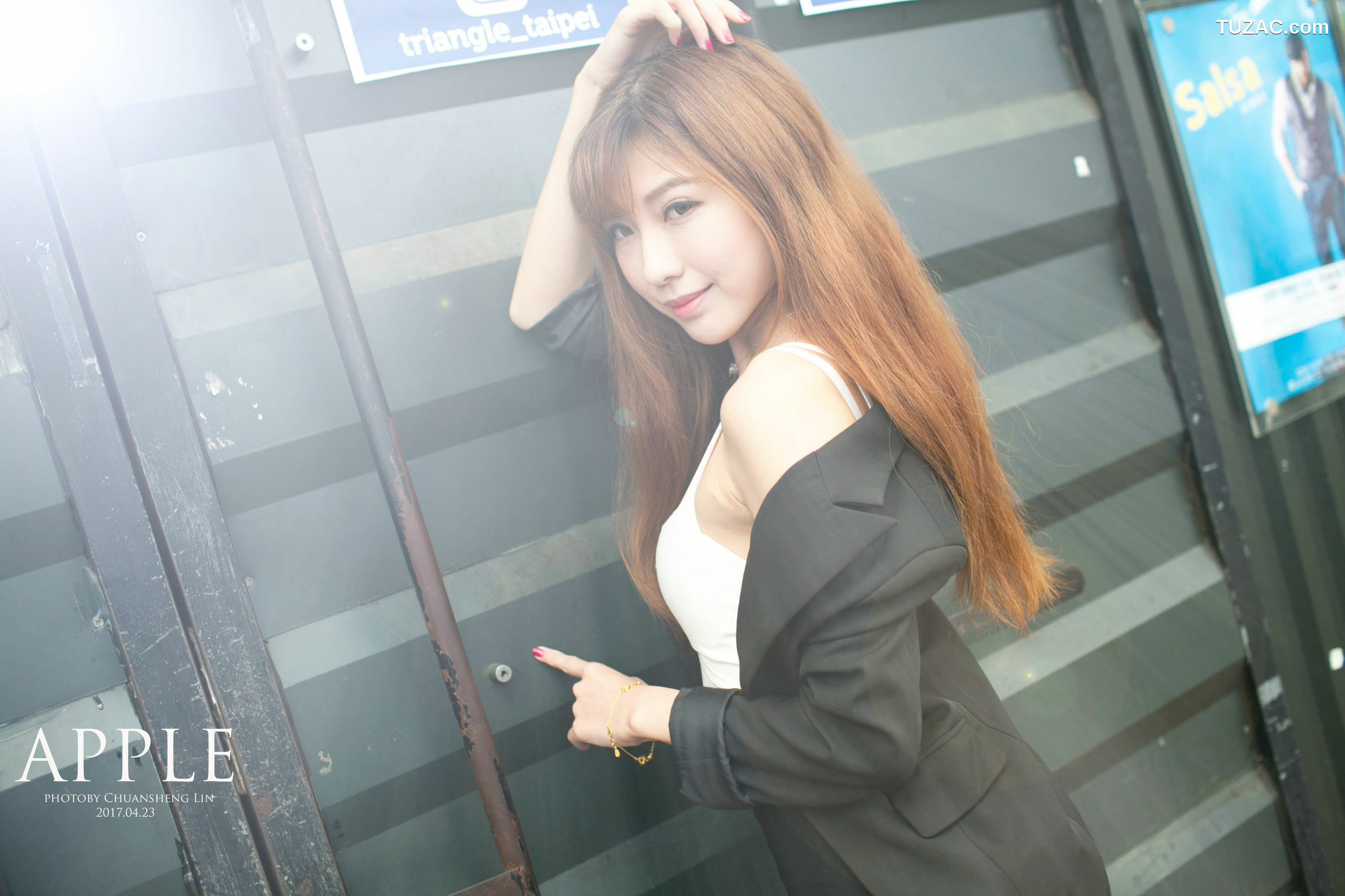 台湾正妹_ 张闵净(小净) - OL外拍 写真集[78P]