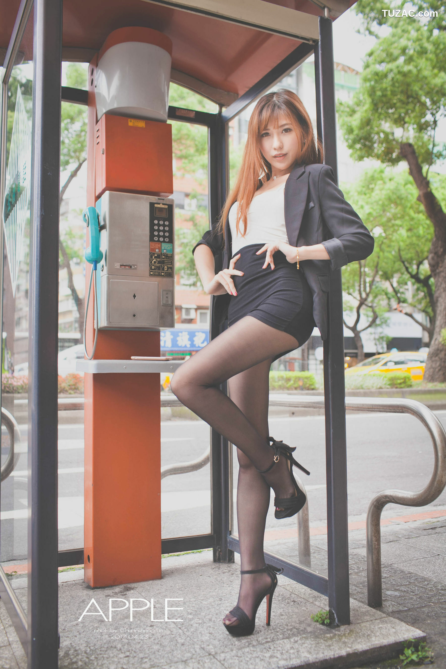 台湾正妹_ 张闵净(小净) - OL外拍 写真集[78P]