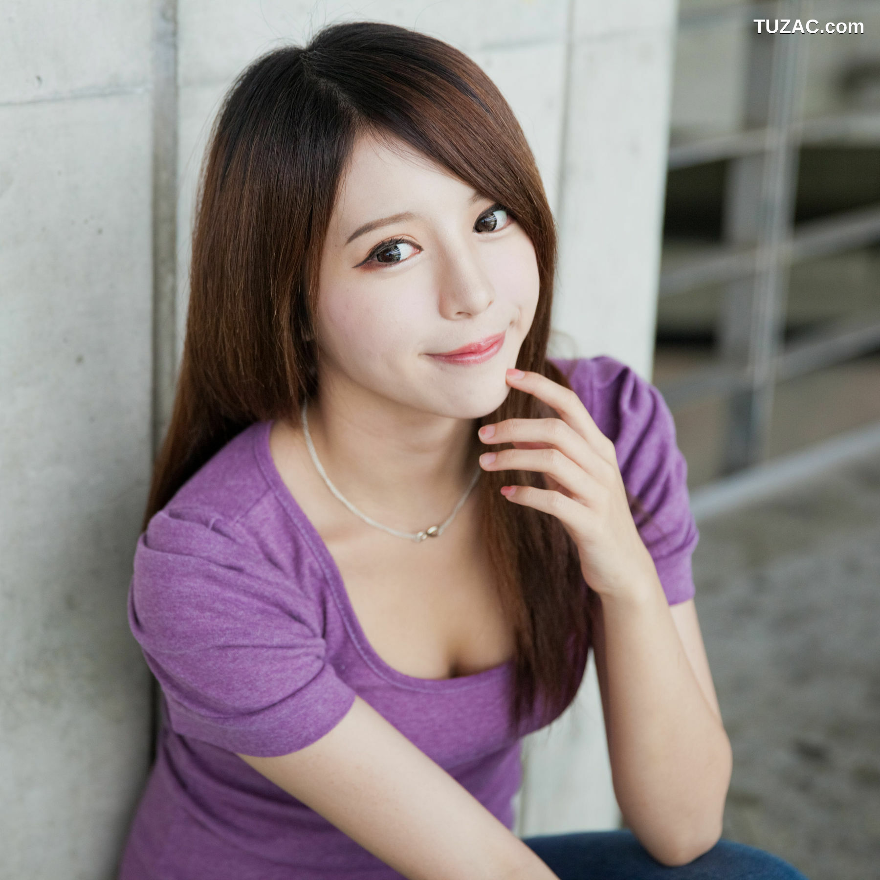 台湾正妹_ 张齐郡《2013-JuLie玉美人!》 写真集[54P]