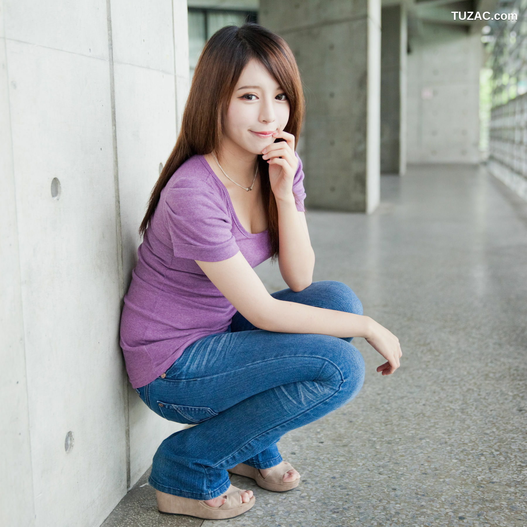 台湾正妹_ 张齐郡《2013-JuLie玉美人!》 写真集[54P]