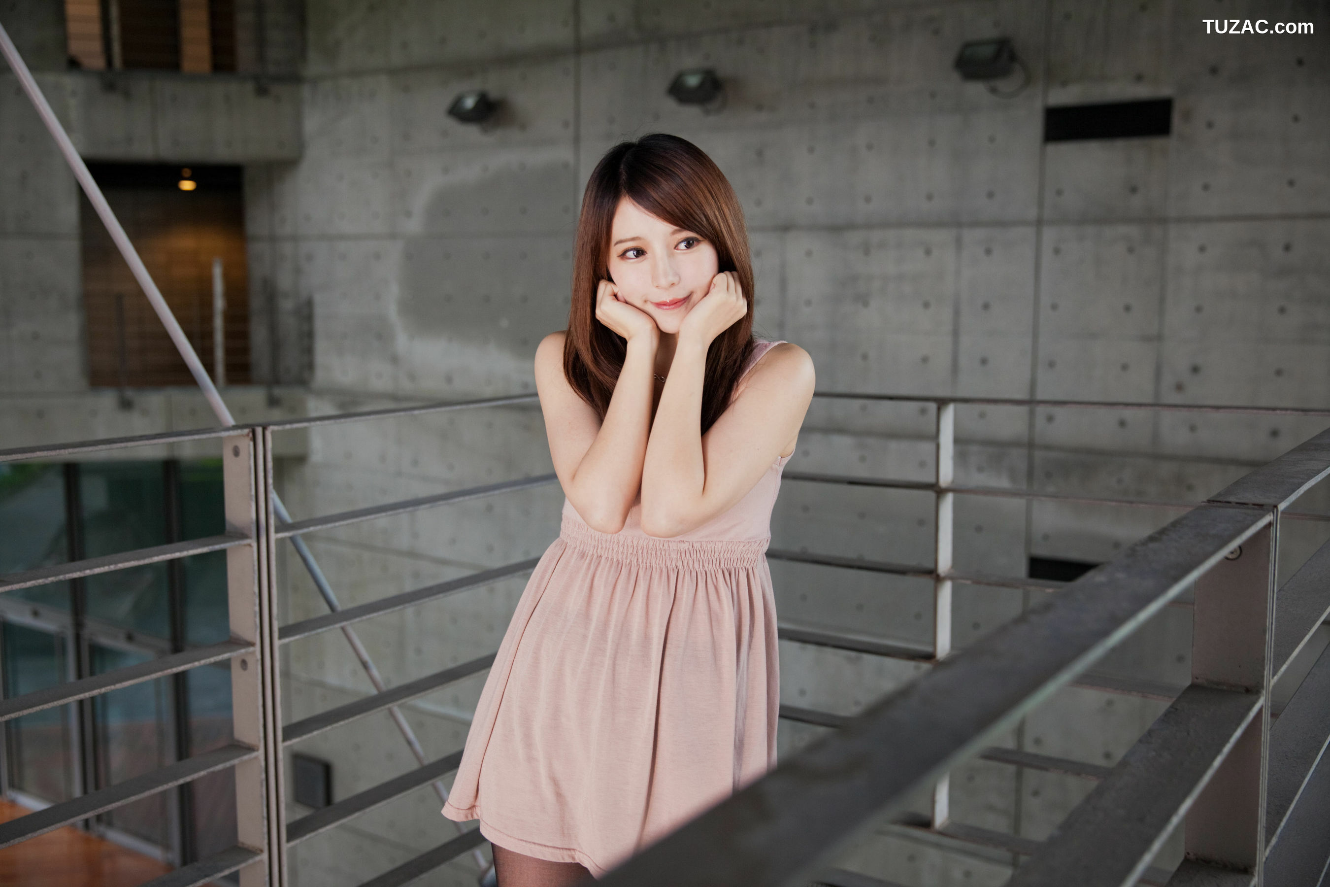 台湾正妹_ 张齐郡《2013-JuLie玉美人!》 写真集[54P]