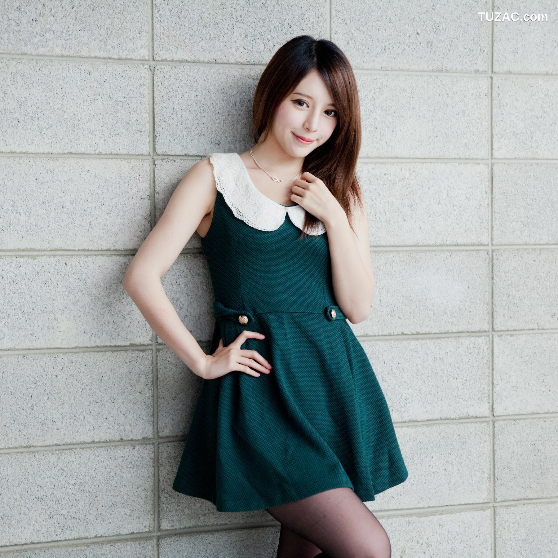 台湾正妹_ 张齐郡《2013-JuLie玉美人!》 写真集[54P]