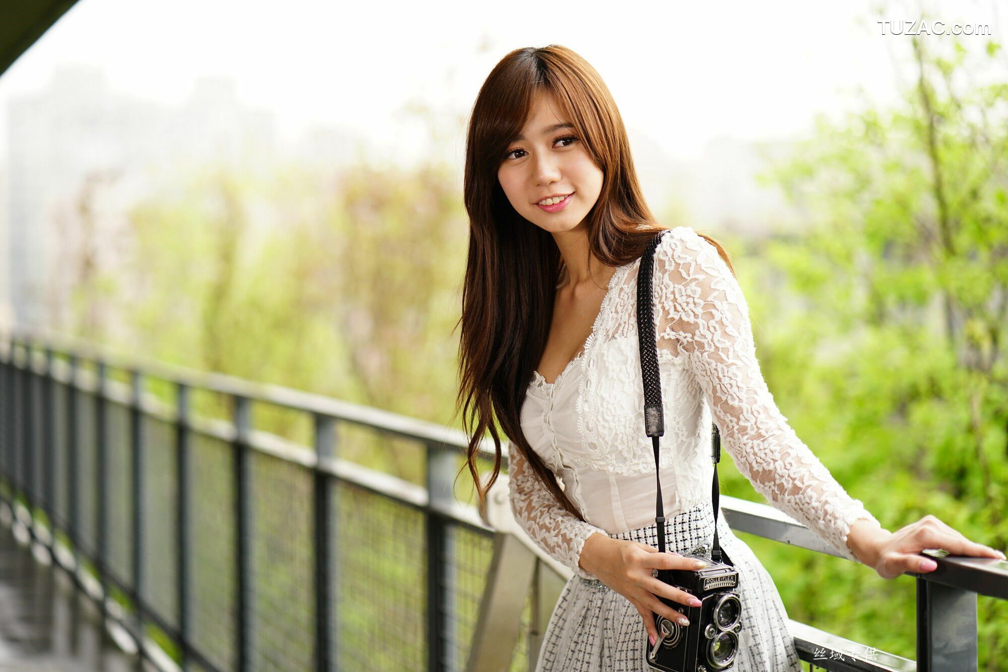 台湾正妹_ 張芸菁《東海大學二校區～》（教师OL套装） 写真集[167P]