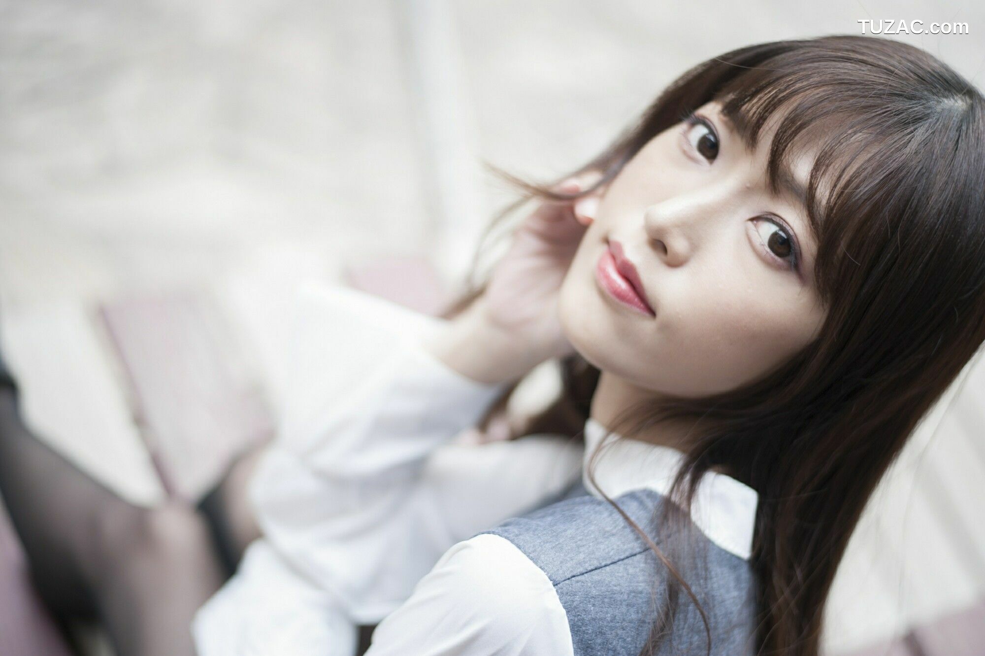 台湾正妹_ 彭丽嘉(Lady憶憶)《樱花下的黑丝》 写真集[33P]