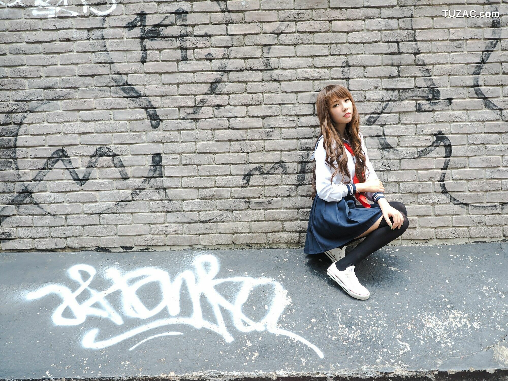 台湾正妹_ 捲捲《東區街拍》写真集[27P]