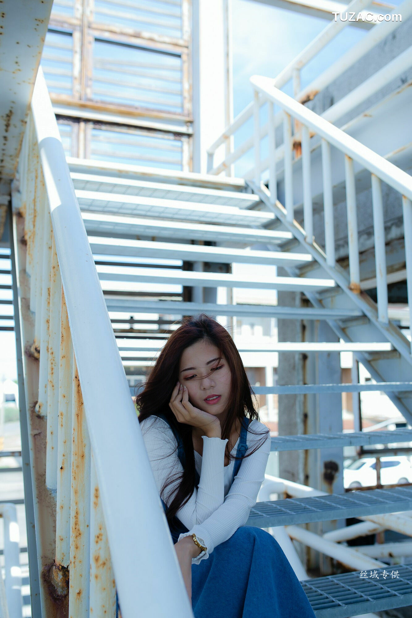 台湾正妹_ 方唯真《优雅长裙》 写真集[55P]