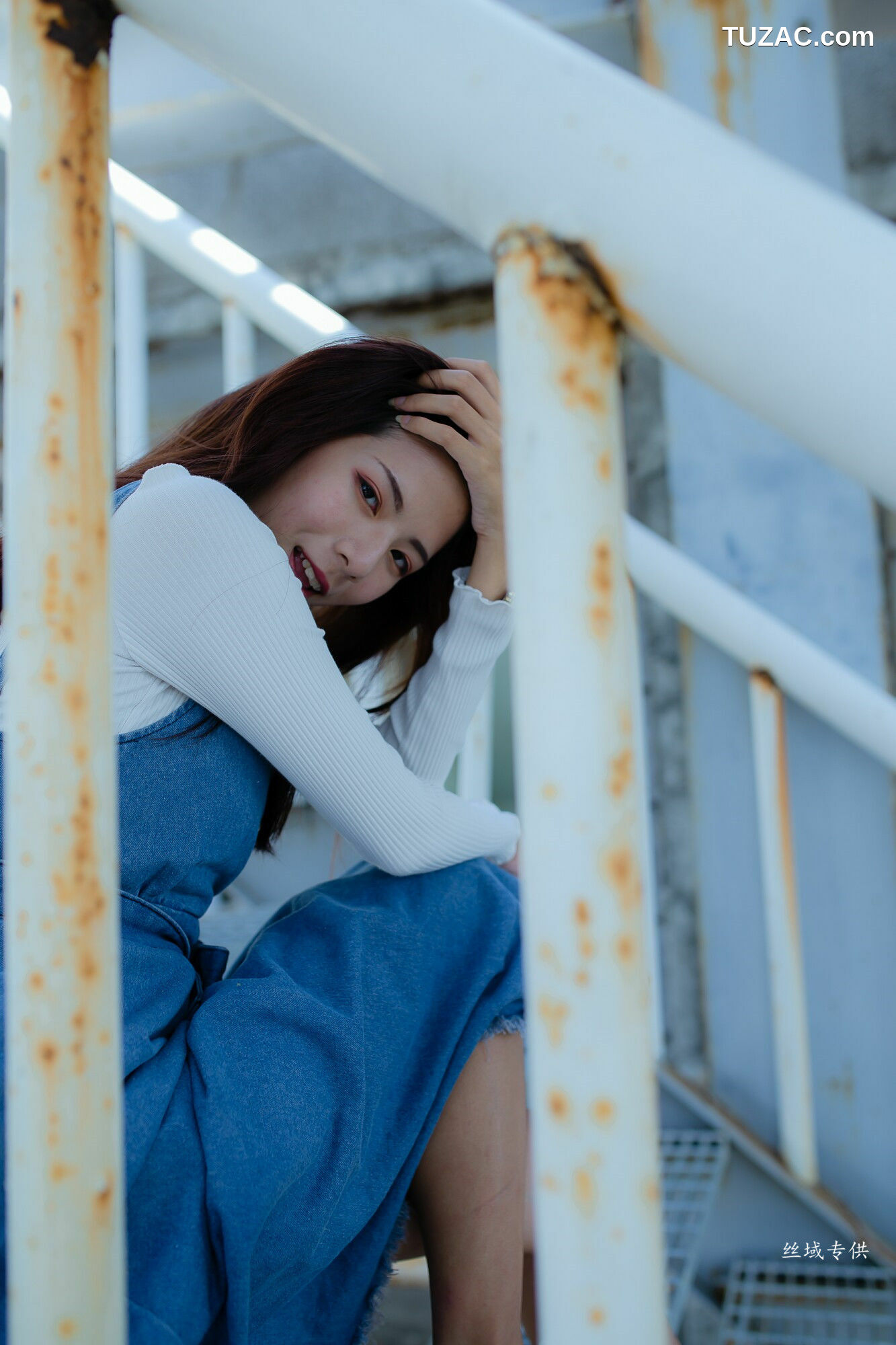 台湾正妹_ 方唯真《优雅长裙》 写真集[55P]