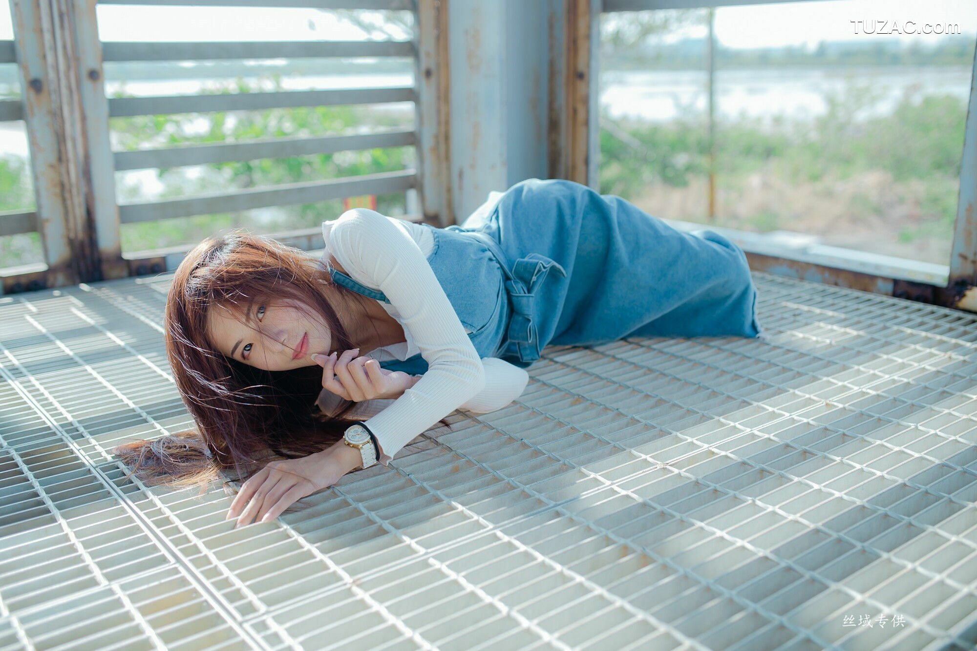 台湾正妹_ 方唯真《优雅长裙》 写真集[55P]