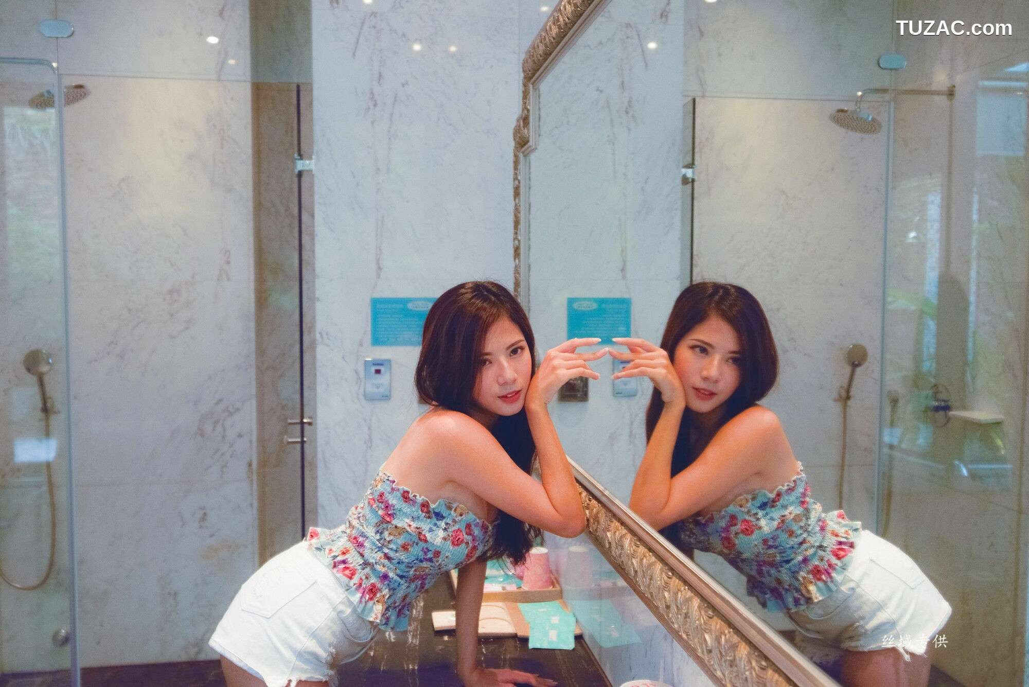 台湾正妹_ 方唯真《芭蕾.性感旅拍》浴室 写真集[85P]