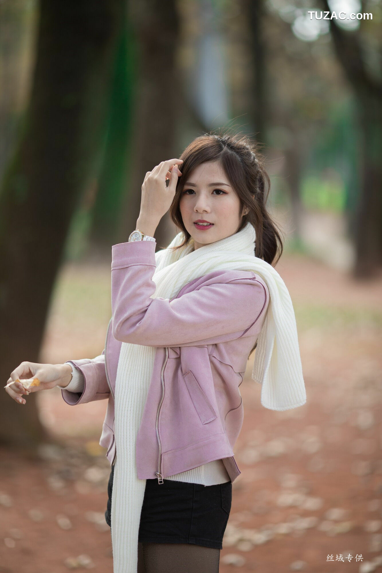 台湾正妹_ 方唯真《青年公園》 写真集[89P]