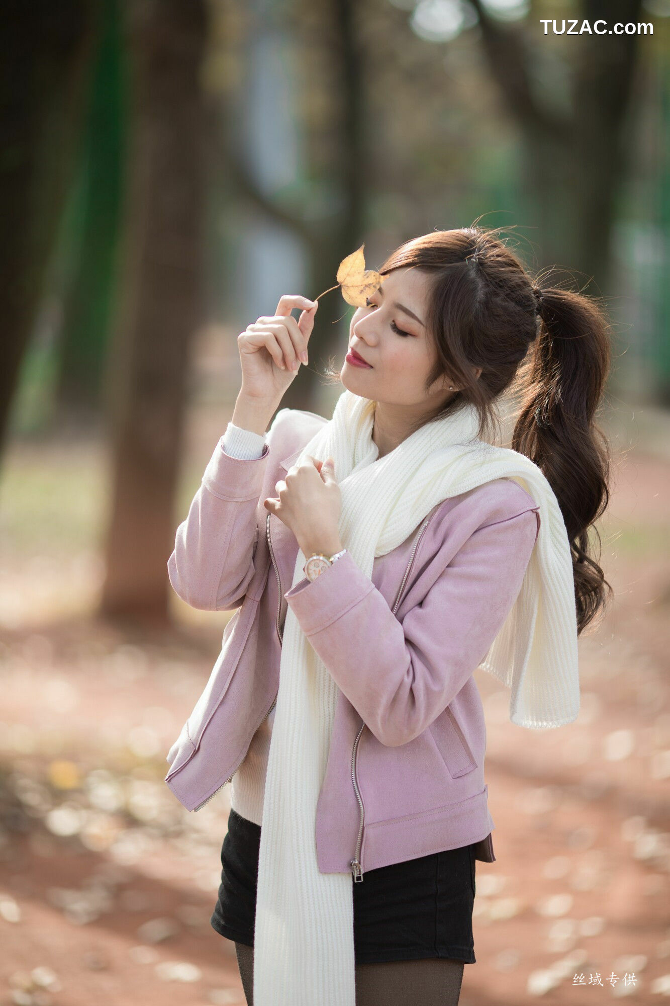 台湾正妹_ 方唯真《青年公園》 写真集[89P]