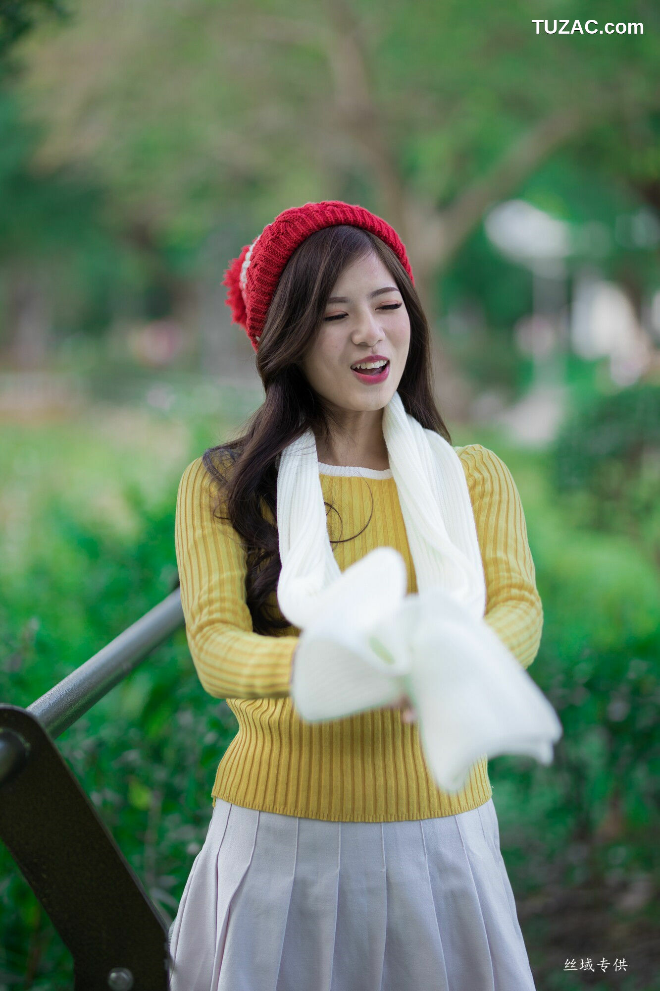 台湾正妹_ 方唯真《青年公園》 写真集[89P]