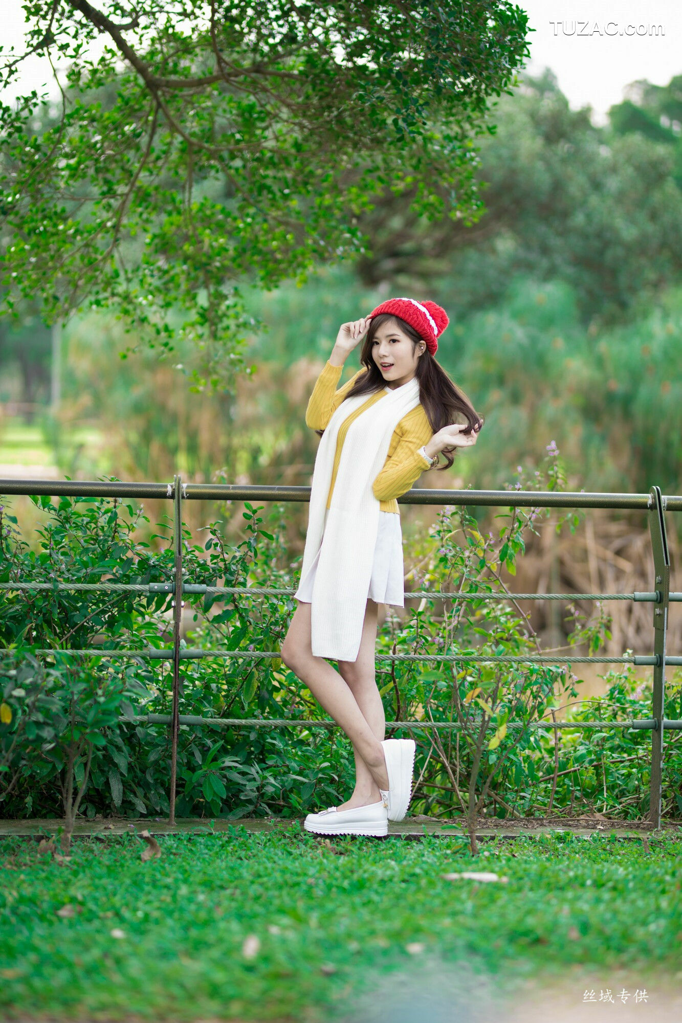 台湾正妹_ 方唯真《青年公園》 写真集[89P]