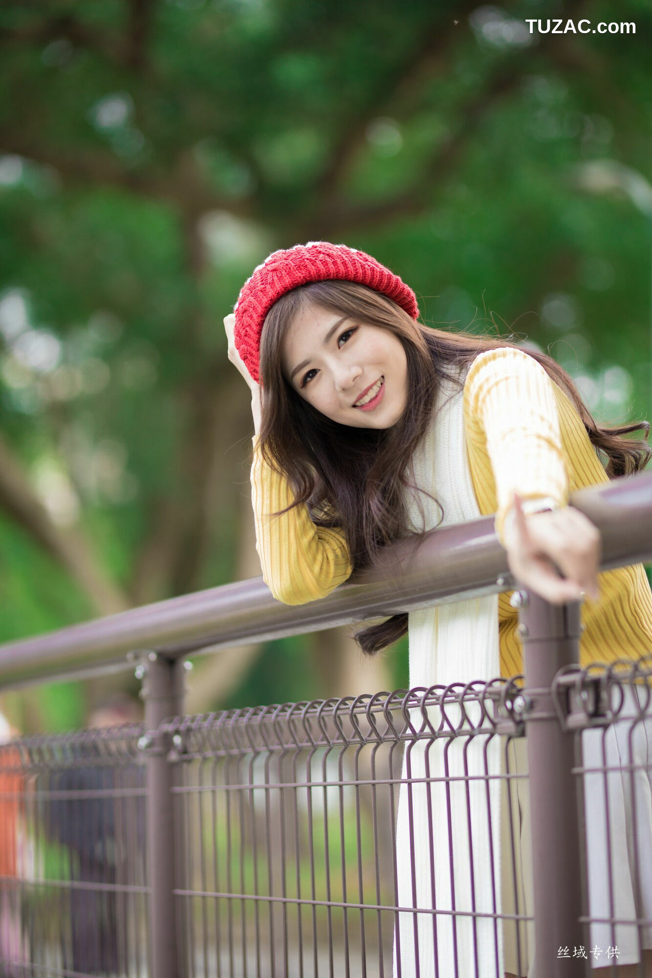 台湾正妹_ 方唯真《青年公園》 写真集[89P]