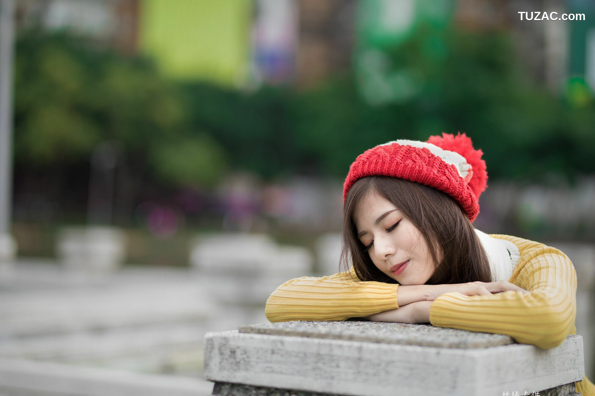 台湾正妹_ 方唯真《青年公園》 写真集[89P]