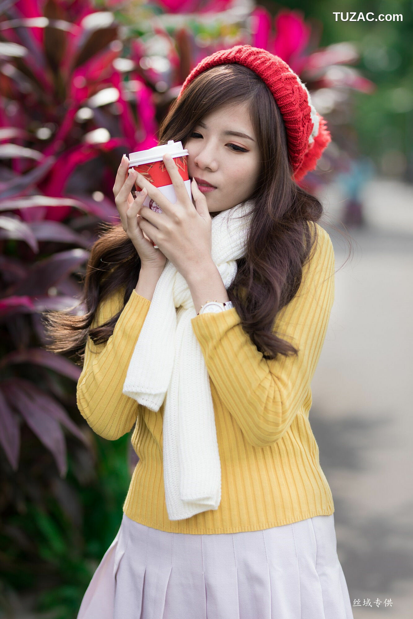 台湾正妹_ 方唯真《青年公園》 写真集[89P]