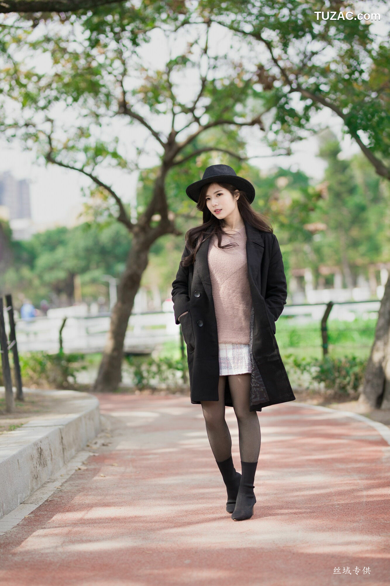 台湾正妹_ 方唯真《青年公園》 写真集[89P]