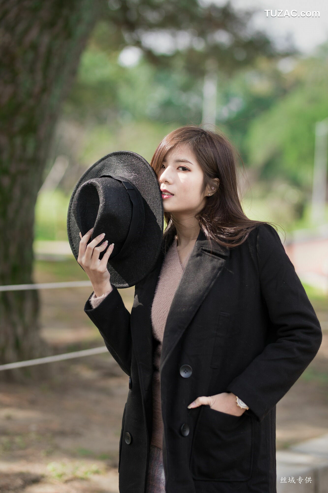 台湾正妹_ 方唯真《青年公園》 写真集[89P]