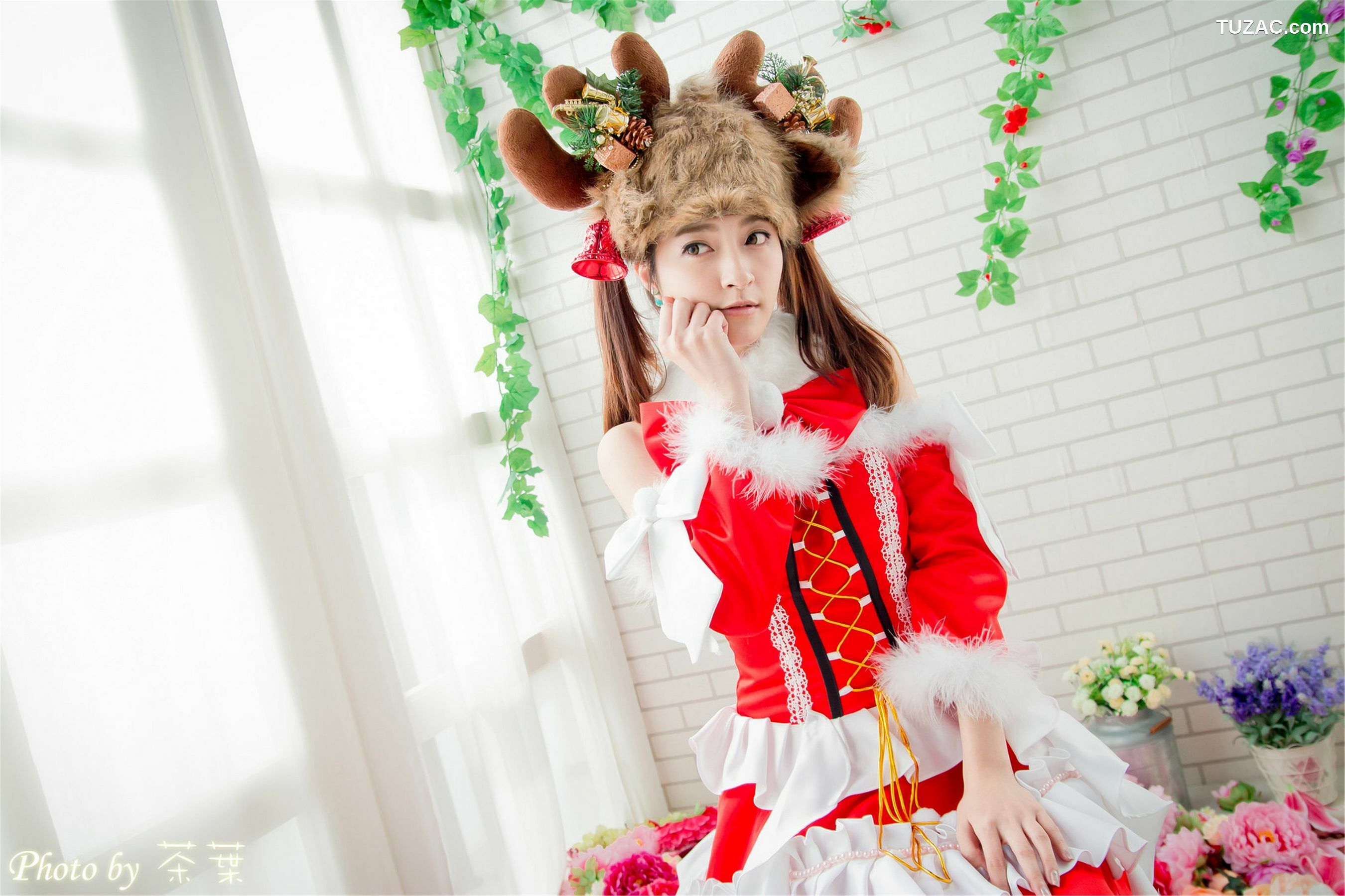 台湾正妹_ 李思娴《圣诞萌妹》 写真集[44P]