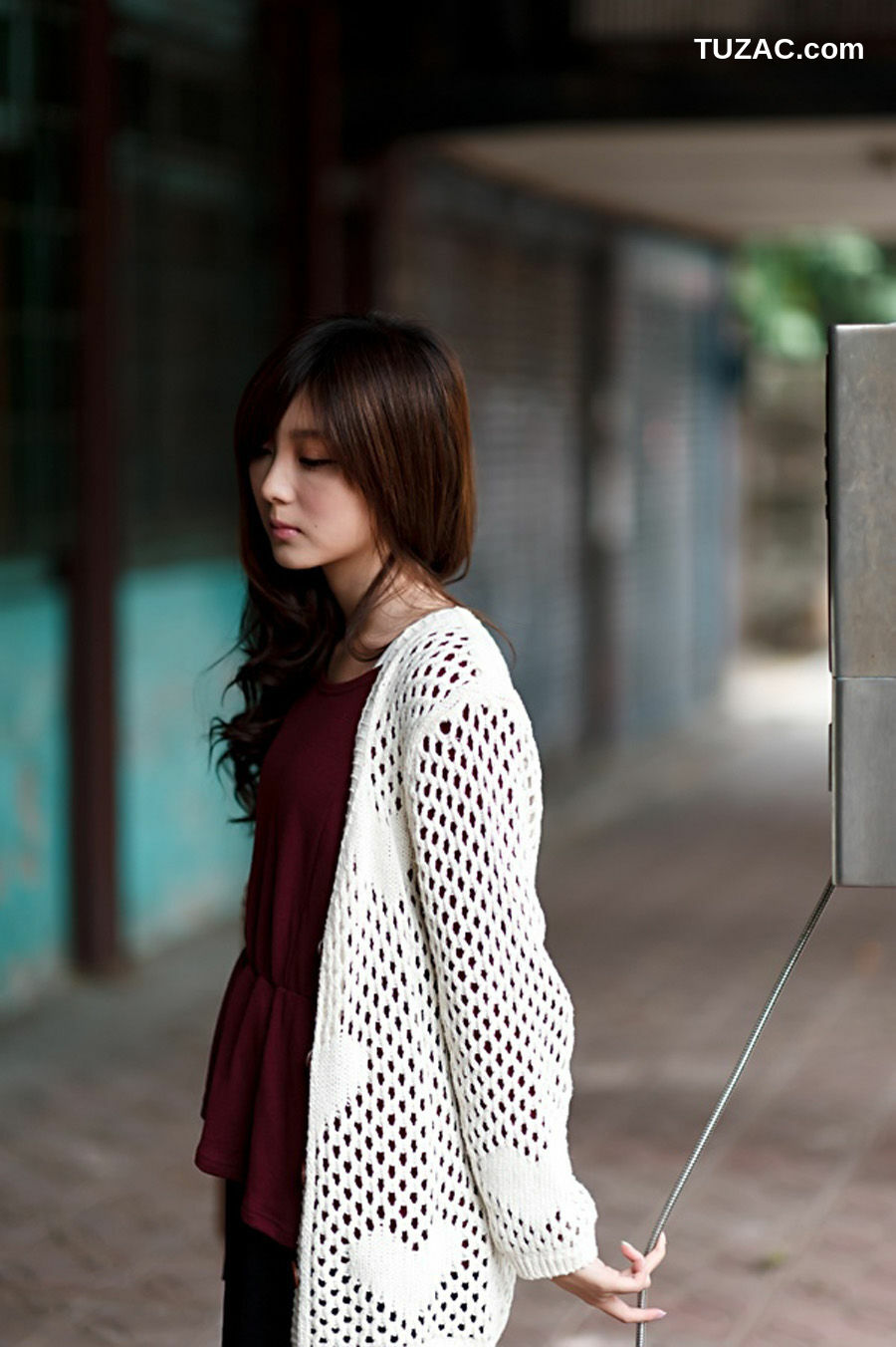 台湾正妹_ 杨宜轩(小豬)《新竹東門城外拍》 写真集[30P]