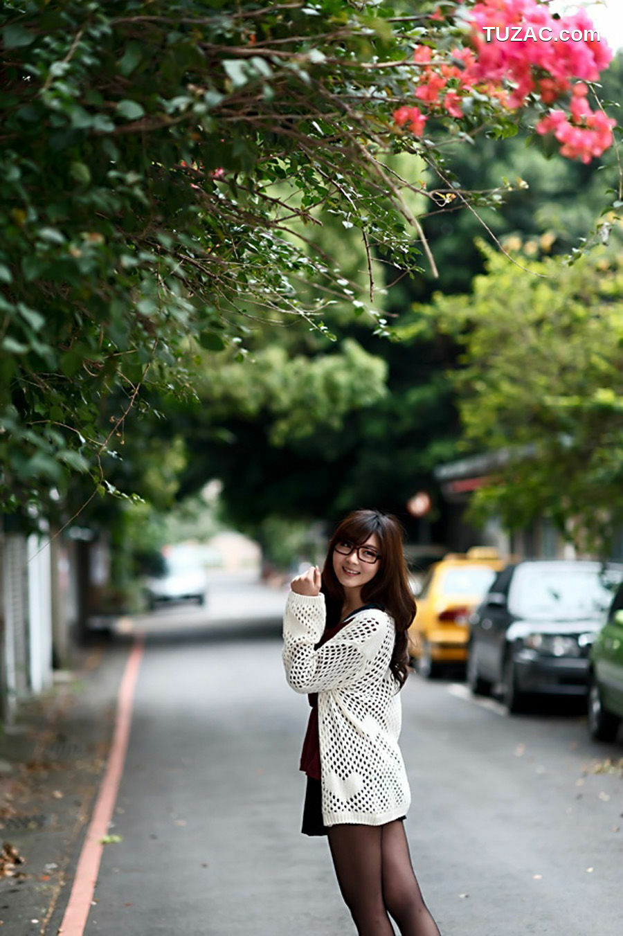 台湾正妹_ 杨宜轩(小豬)《新竹東門城外拍》 写真集[30P]