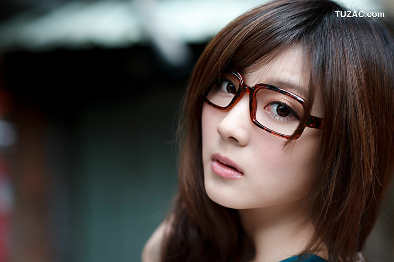 台湾正妹_ 杨宜轩(小豬)《新竹東門城外拍》 写真集[30P]