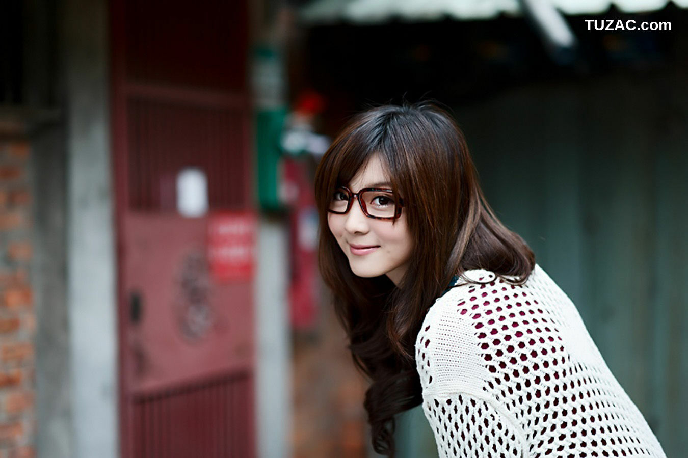 台湾正妹_ 杨宜轩(小豬)《新竹東門城外拍》 写真集[30P]