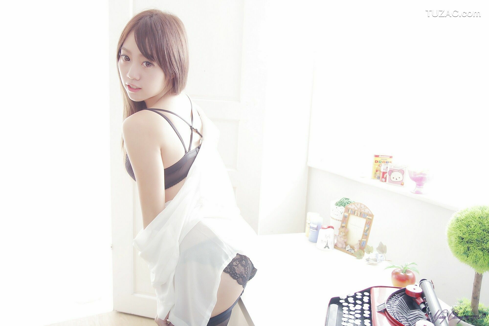 台湾正妹_ 林旻仪(米米) 棚拍 写真集[39P]