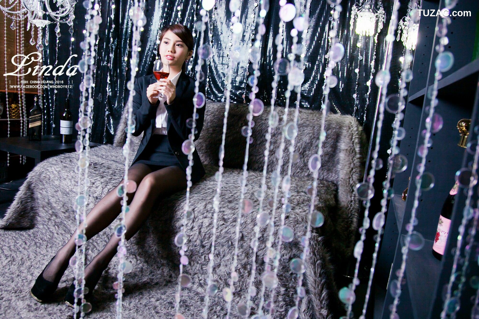 台湾正妹_ 林羿祯/琳妲 - 黑丝OL 写真集[41P]