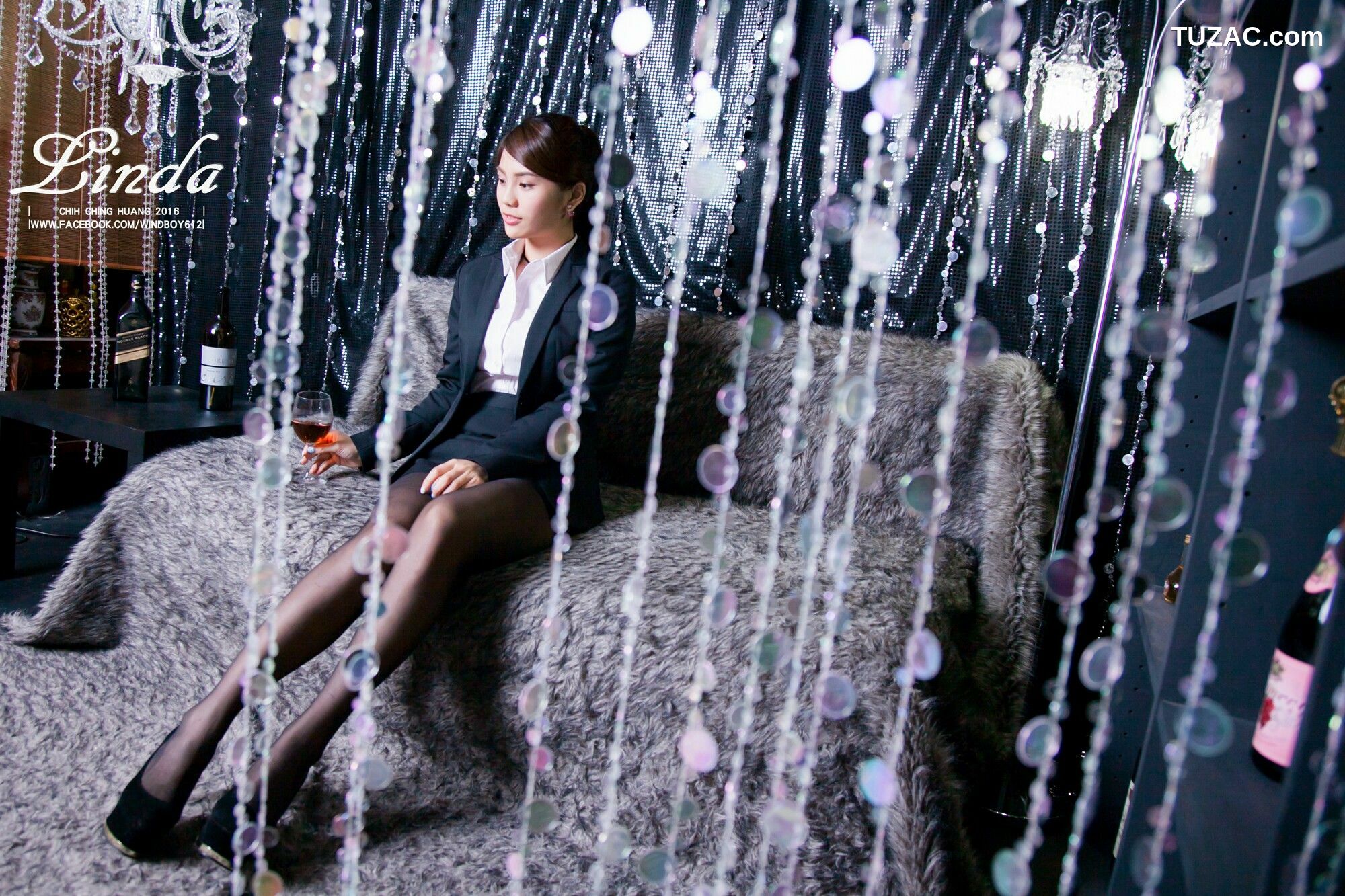 台湾正妹_ 林羿祯/琳妲 - 黑丝OL 写真集[41P]