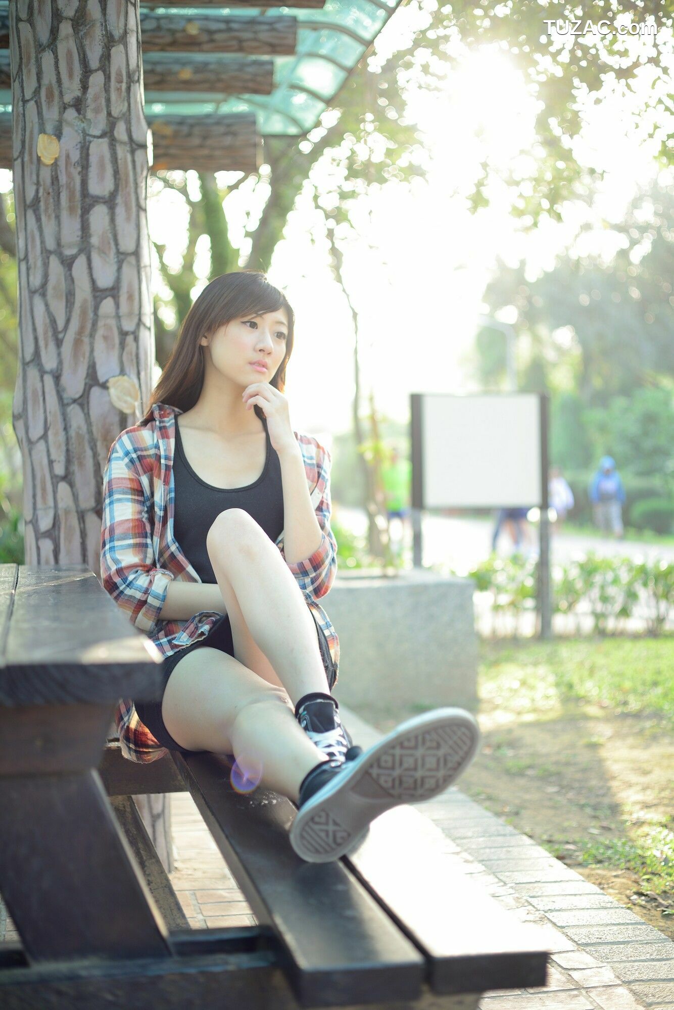 台湾正妹_ 林茉晶《南港公園》 写真集[18P]