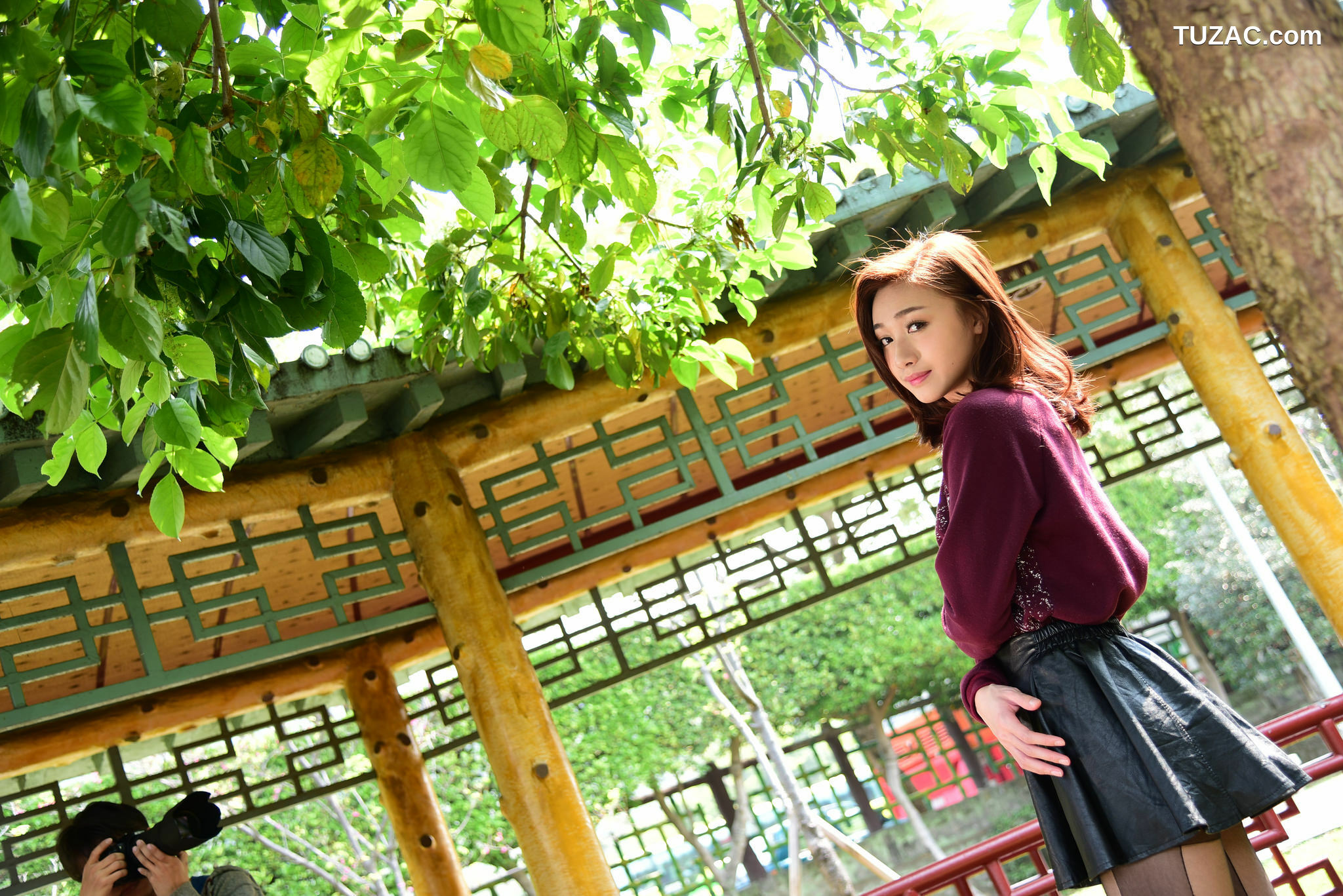 台湾正妹_ 段璟乐/璟樂《雙溪公園 外拍（三套服装）》 写真集[36P]