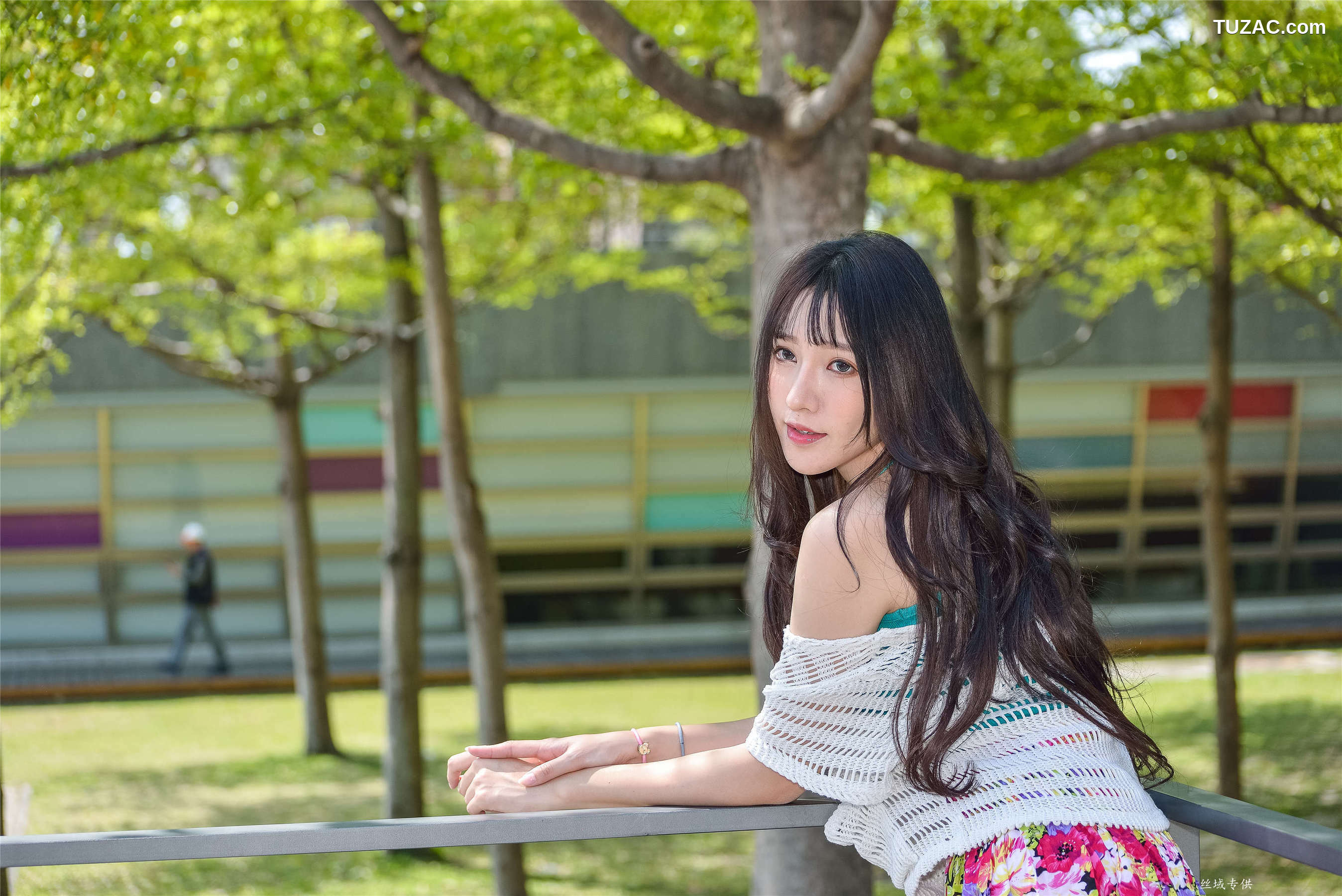 台湾正妹_ 比比《國美.時裝》清新外拍 写真集[107P]