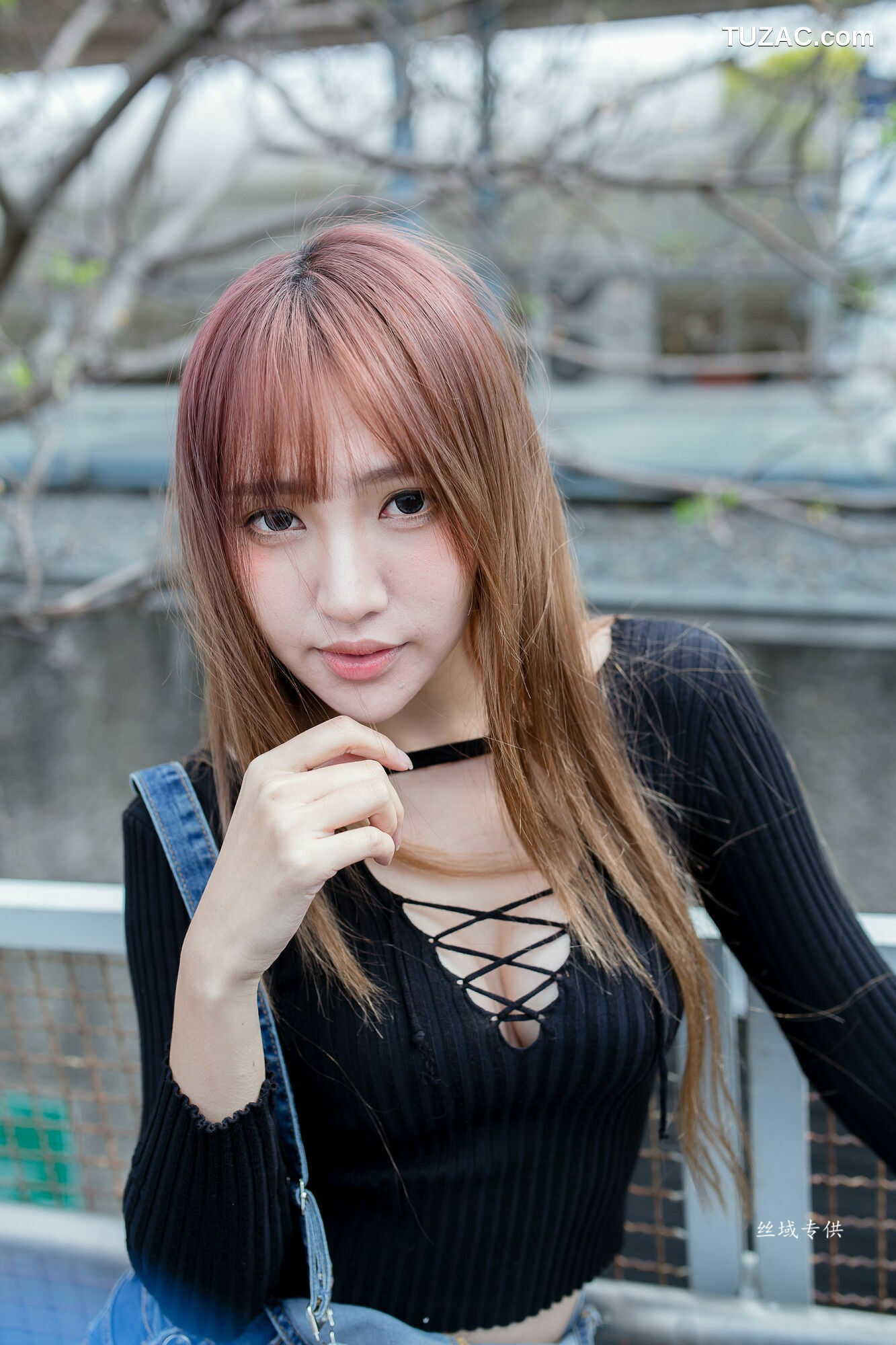 台湾正妹_ 比比儿《牛仔紧身裤》 写真集[45P]