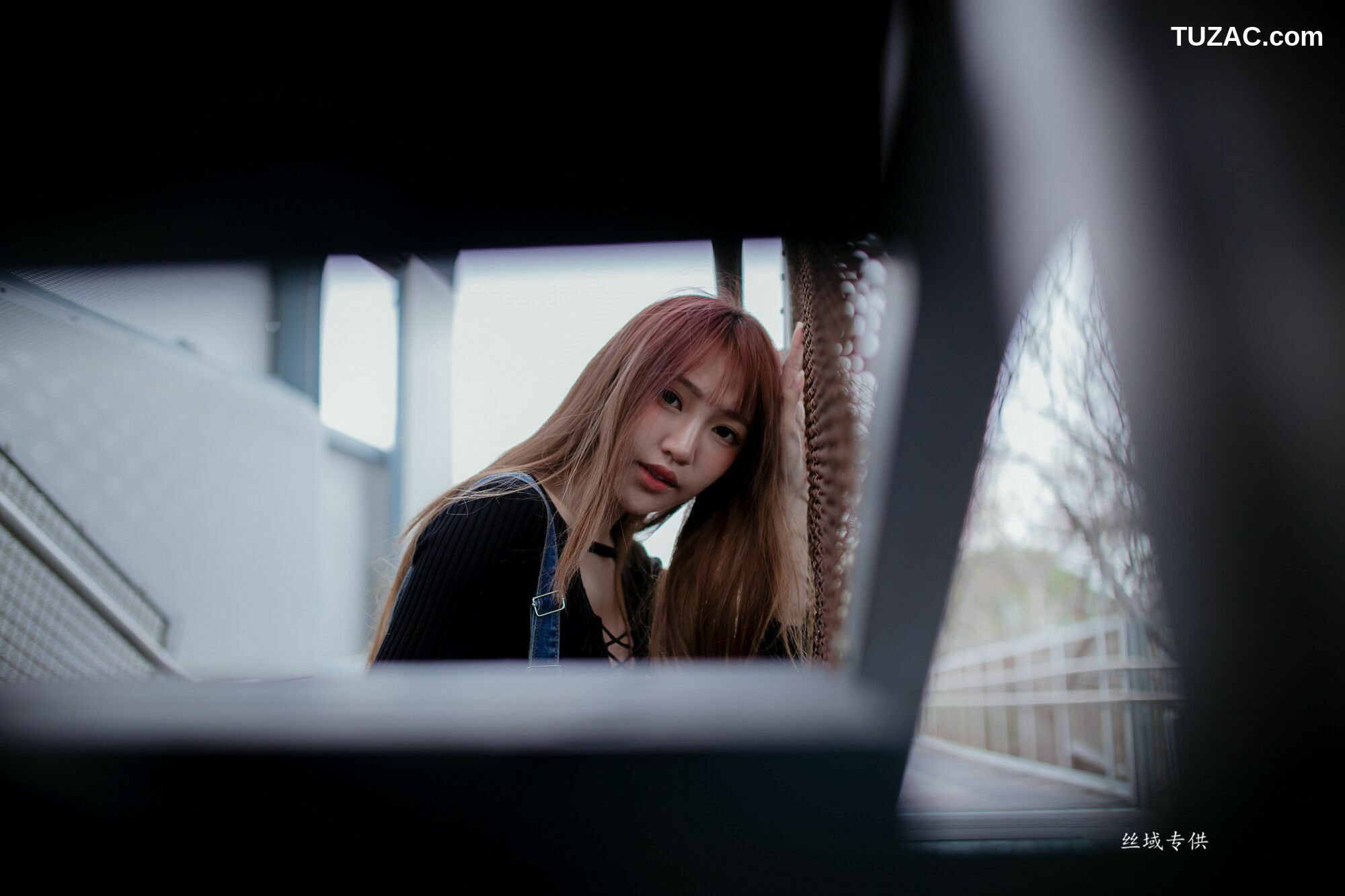 台湾正妹_ 比比儿《牛仔紧身裤》 写真集[45P]