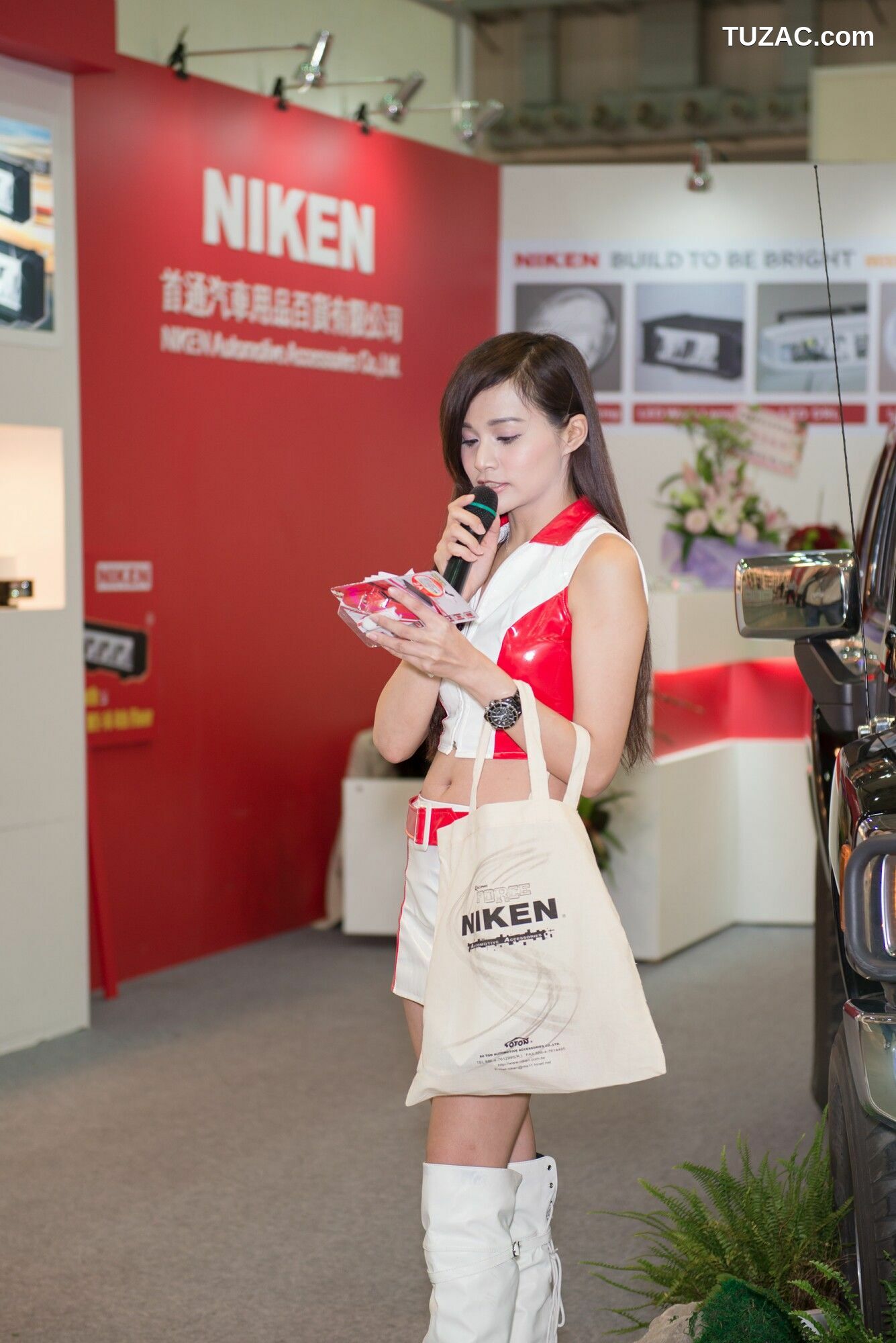 台湾正妹_ 汽配展&amp;巨砲連隊記者會 图片合集[70P]