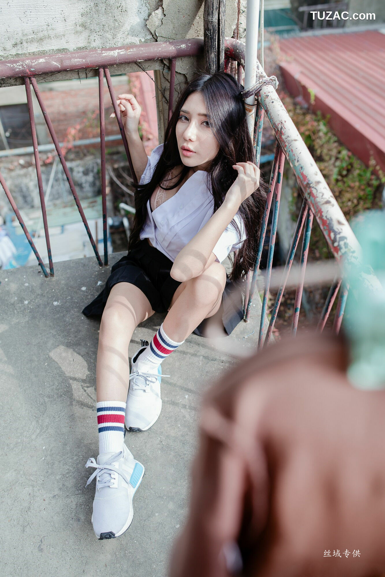 台湾正妹_ 沈綺綺《水手服內衣外拍》 写真集[178P]