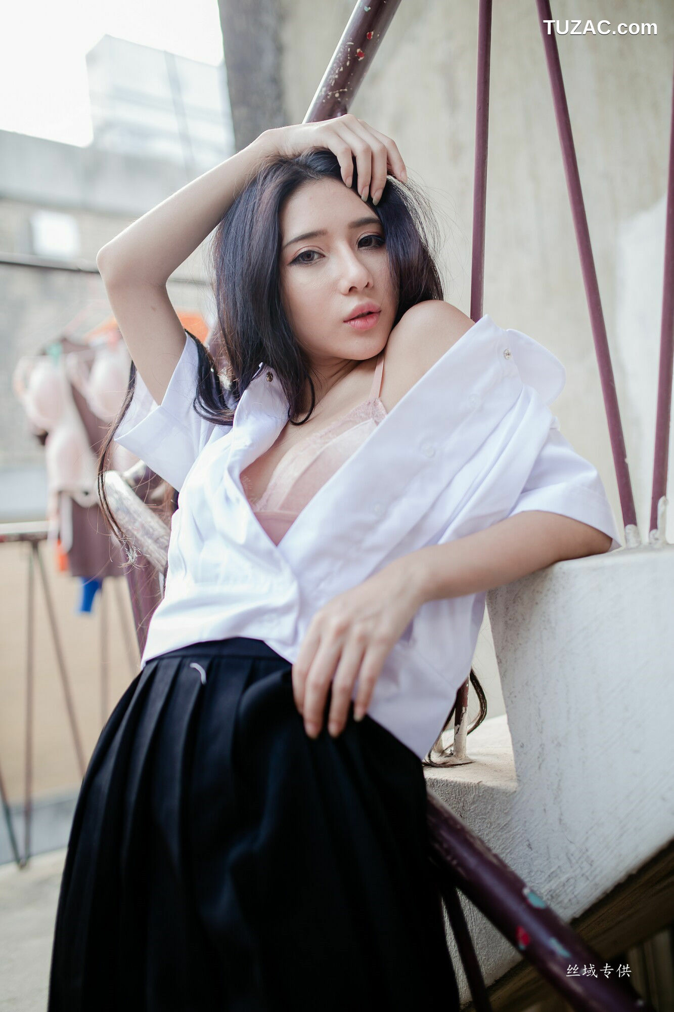 台湾正妹_ 沈綺綺《水手服內衣外拍》 写真集[178P]