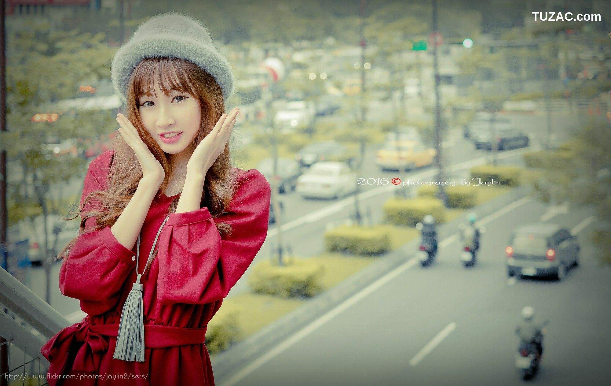 台湾正妹_ 琪琪 外怕三套服装 写真集[45P]