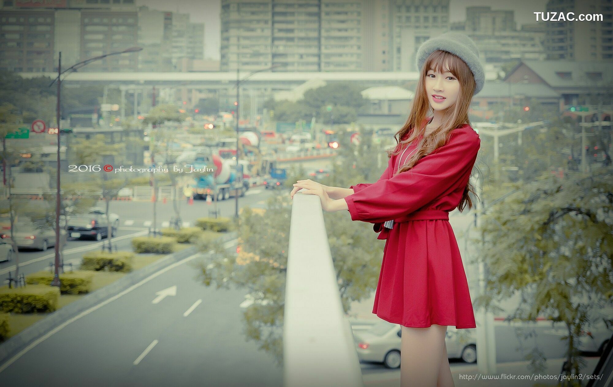 台湾正妹_ 琪琪 外怕三套服装 写真集[45P]