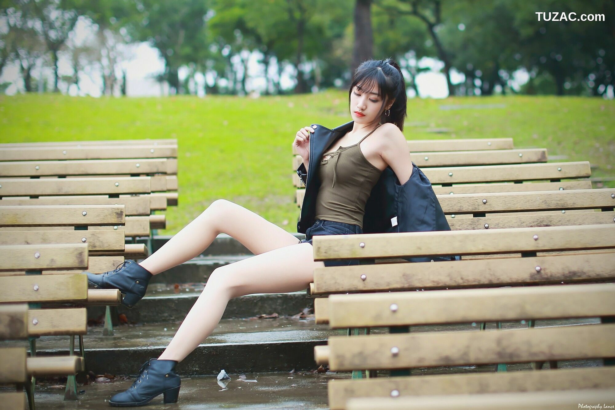 台湾正妹_ 璟樂/段璟乐《大安森林公園》 写真集[37P]