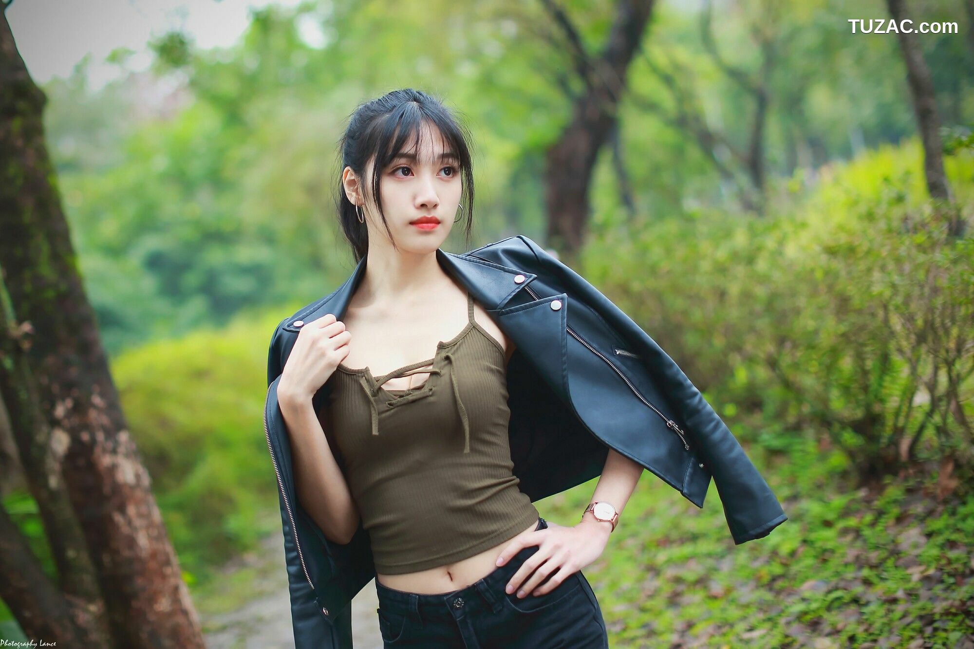 台湾正妹_ 璟樂/段璟乐《大安森林公園》 写真集[37P]