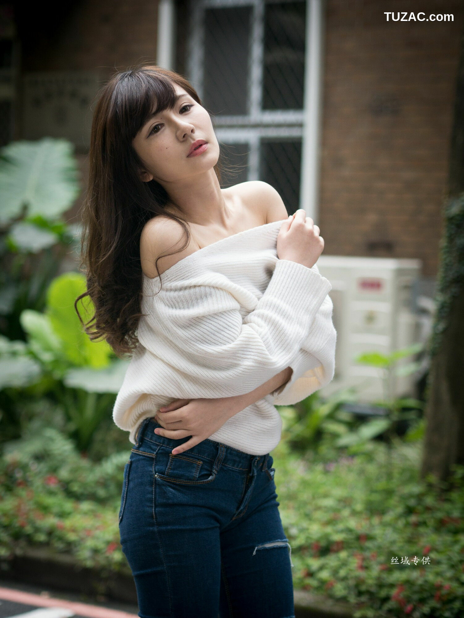 台湾正妹_ 艾比《台灣大學》 写真集[158P]