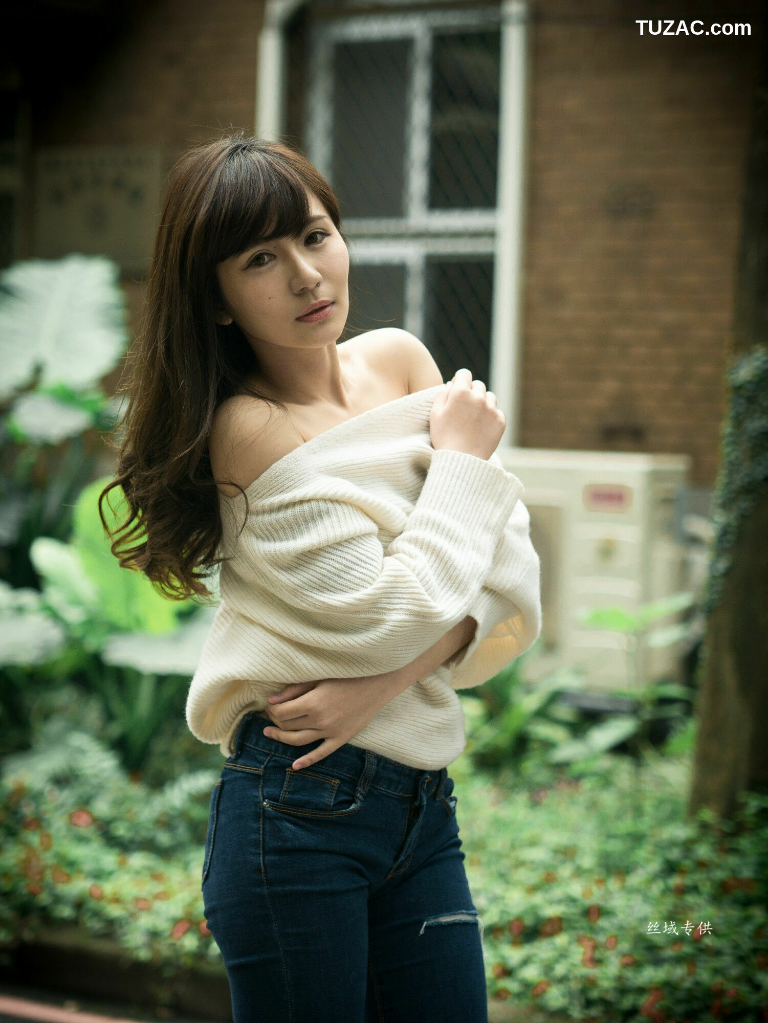 台湾正妹_ 艾比《台灣大學》 写真集[158P]