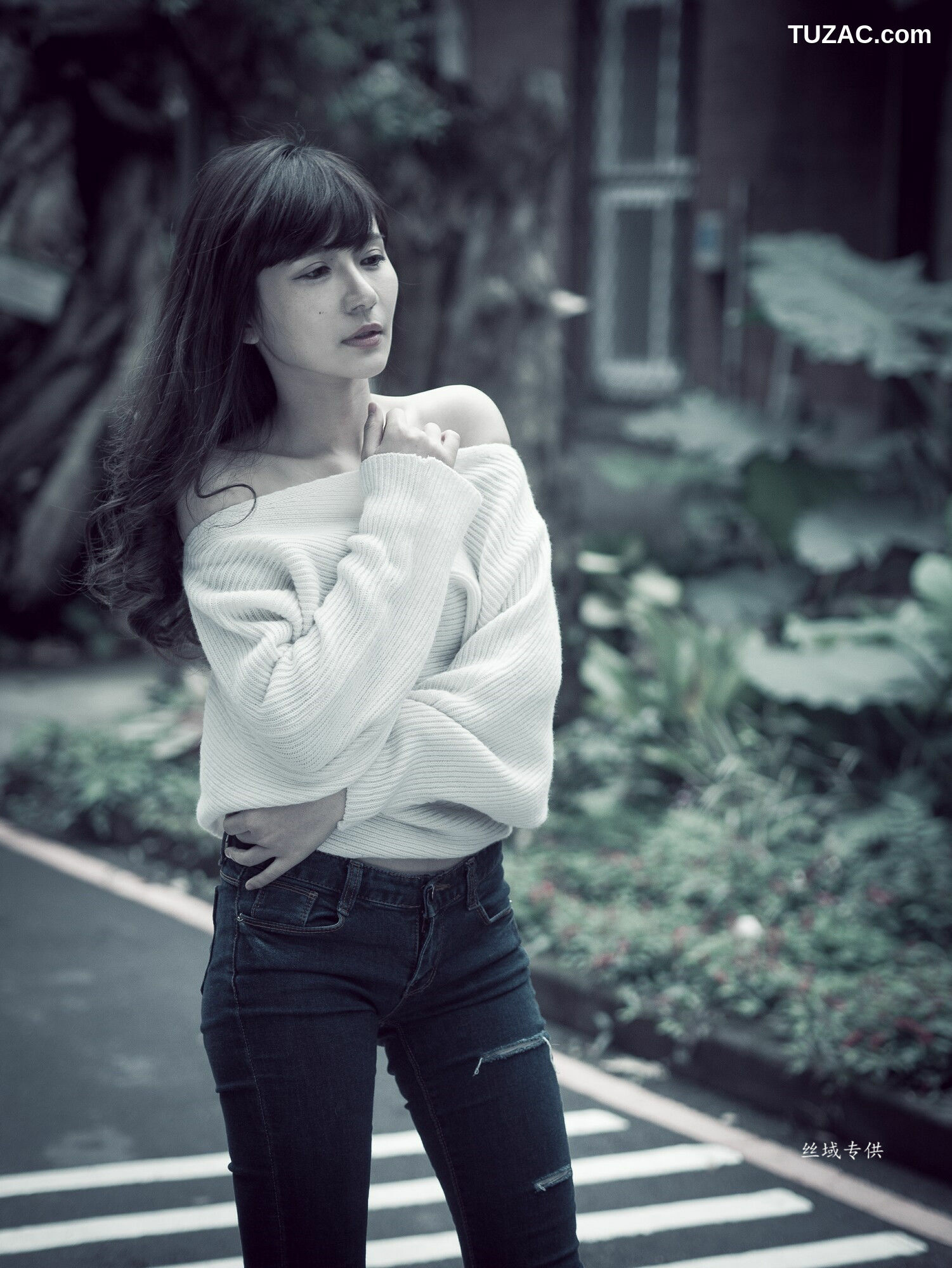 台湾正妹_ 艾比《台灣大學》 写真集[158P]