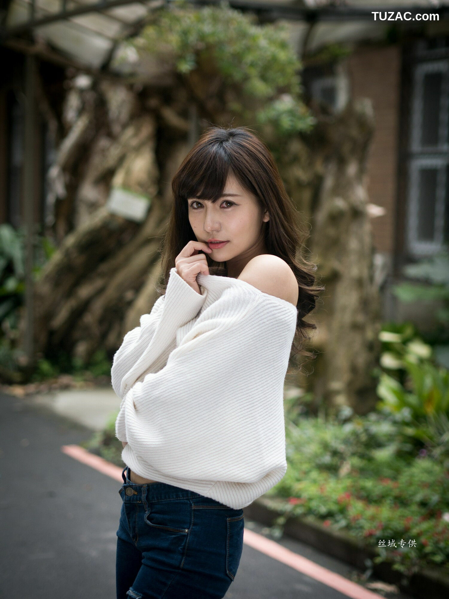 台湾正妹_ 艾比《台灣大學》 写真集[158P]