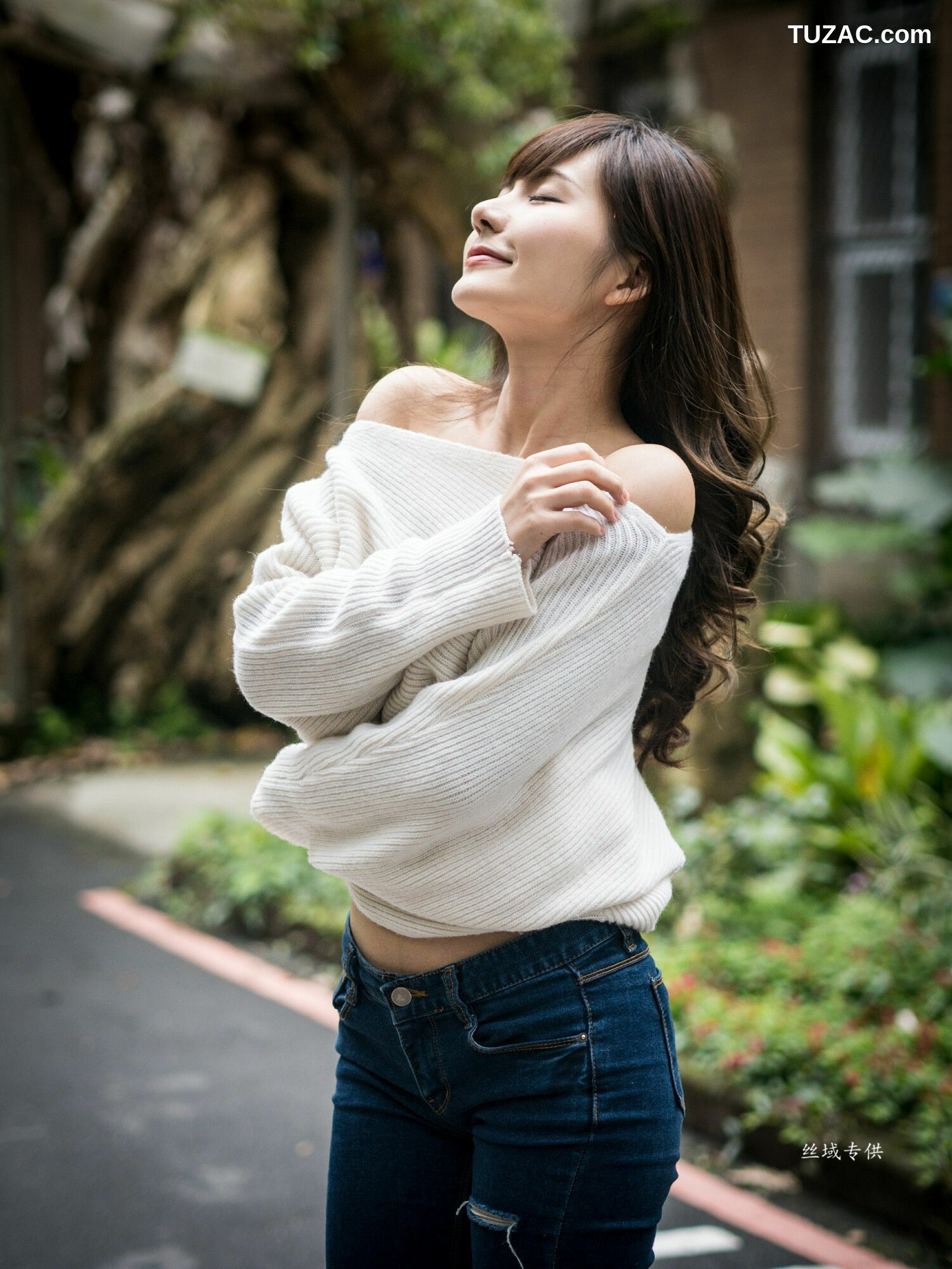 台湾正妹_ 艾比《台灣大學》 写真集[158P]