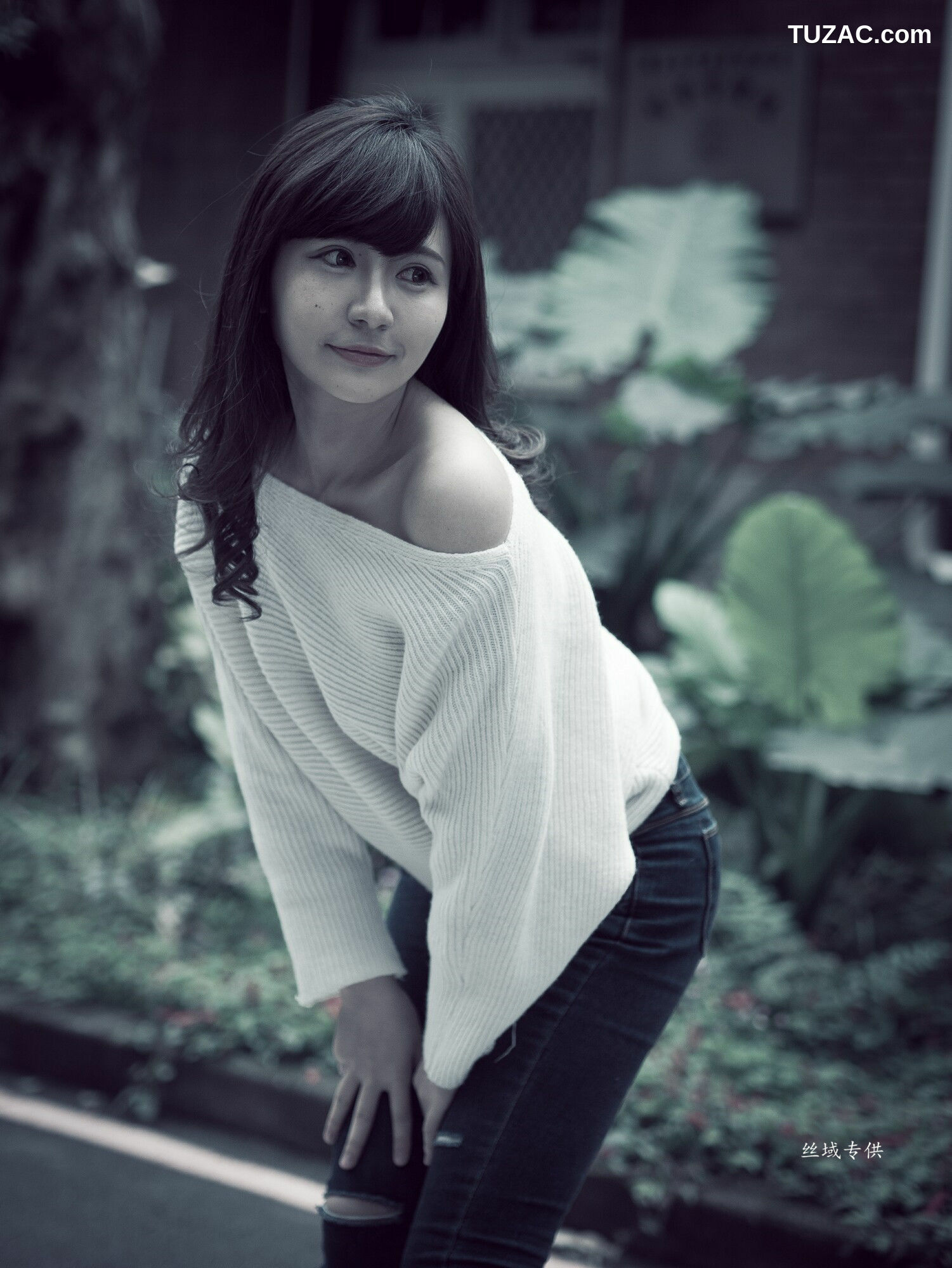 台湾正妹_ 艾比《台灣大學》 写真集[158P]