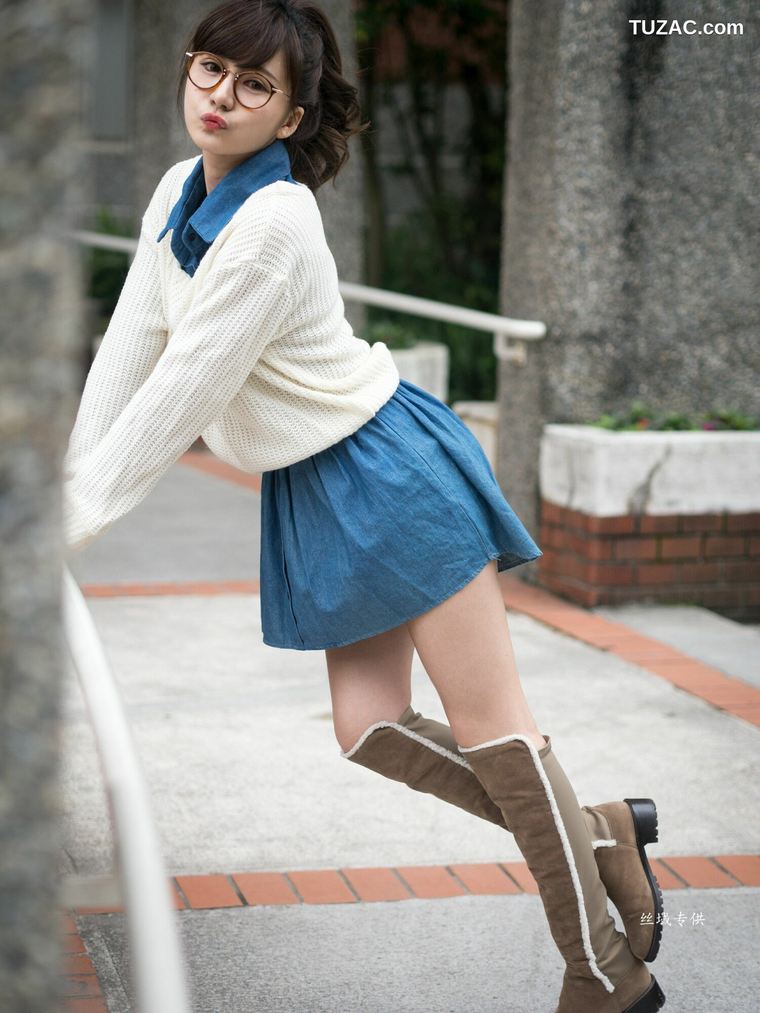 台湾正妹_ 艾比《台灣大學》 写真集[158P]